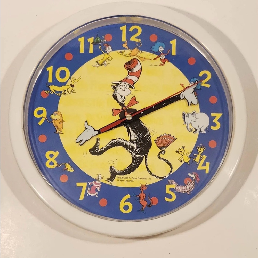 Dr Seuss Clock “Cat In The Hat & Friends” Wall Clock Vintage 2006 Rare